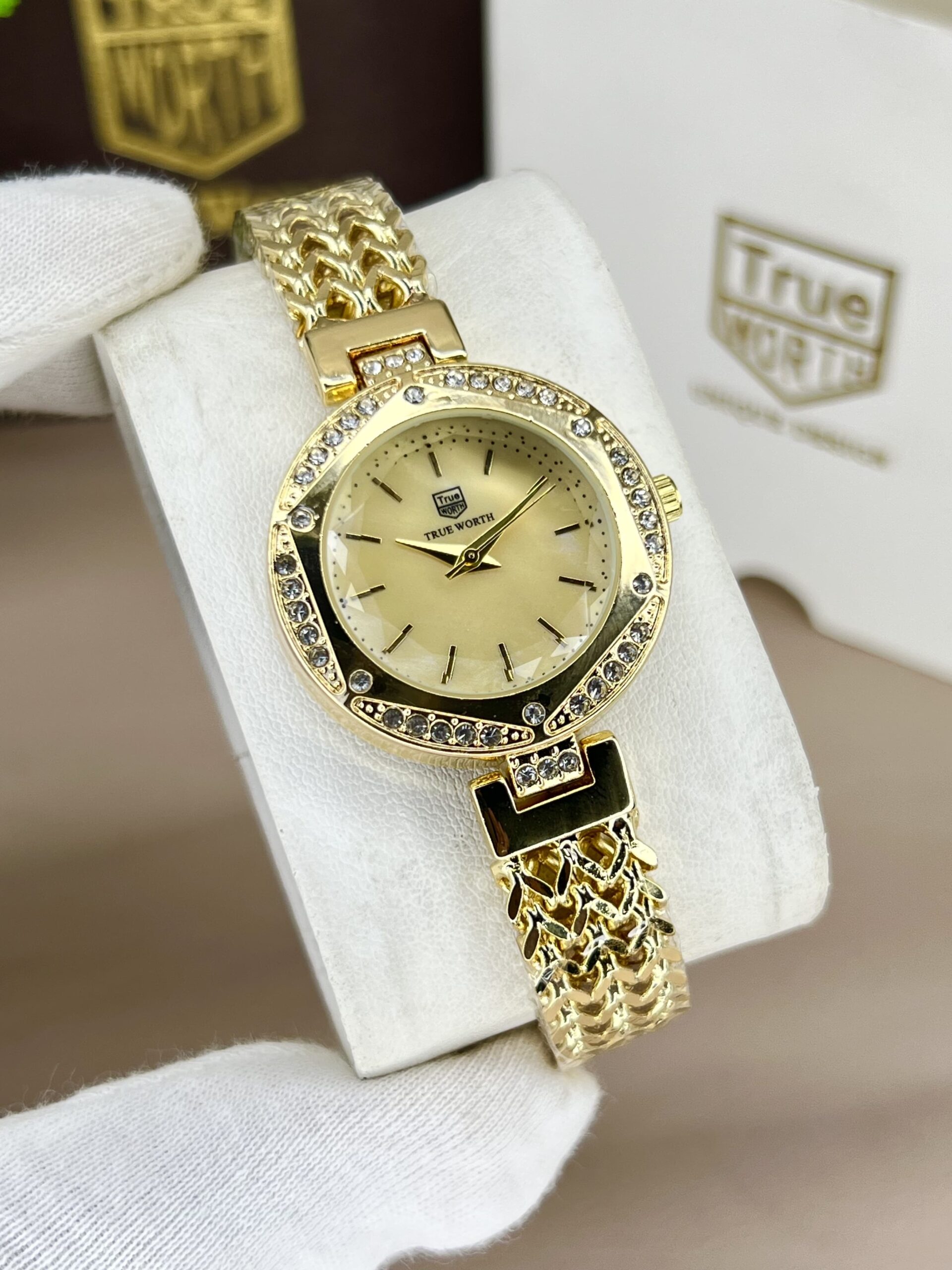 Female Watch FPW037